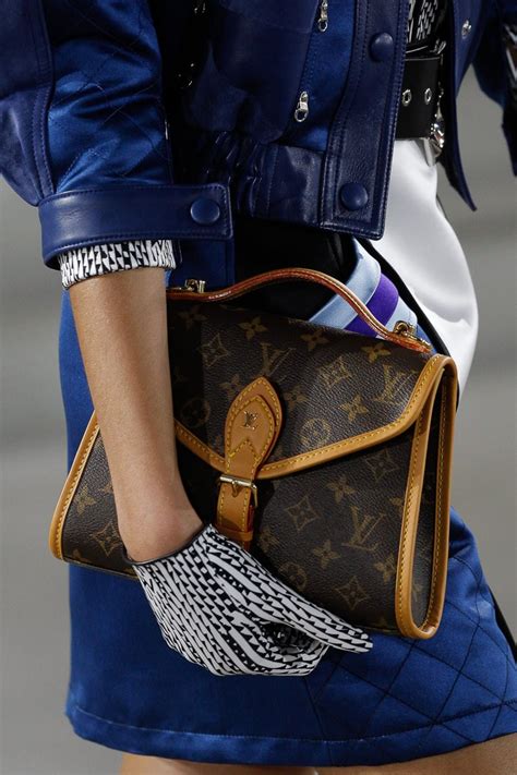 loui vuitton inventpdr maleaniandeetn1854